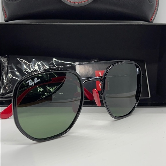 BNIB Never Worn Rayban Ferrari Scuderia Rb3548 - Picture 7 of 8